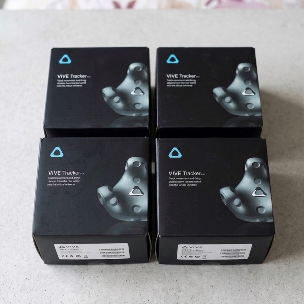 Bundle of 4 HTV Vive Tracker 3.0